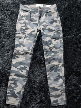 Women's Garage Size 3 Skinny Cargos